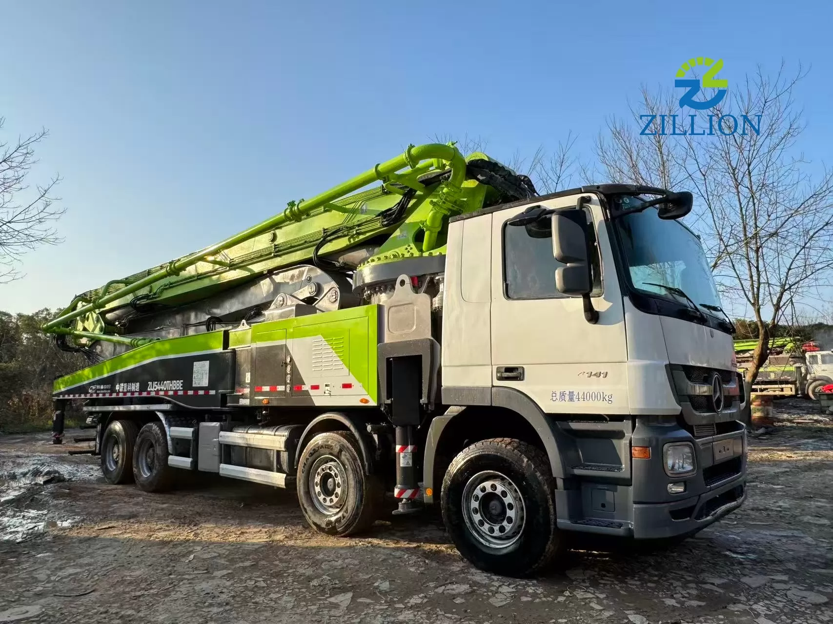 2019 Zoomlion 56m Truck-Mounted Concrete Pump Truck with Mercedes-Benz Chassis